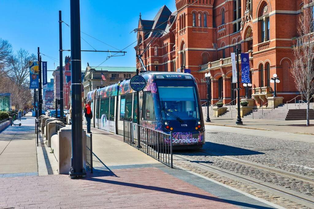 **New Radiant Stay In The Thrust Of Otr* W/Parking Cincinnati Extérieur photo